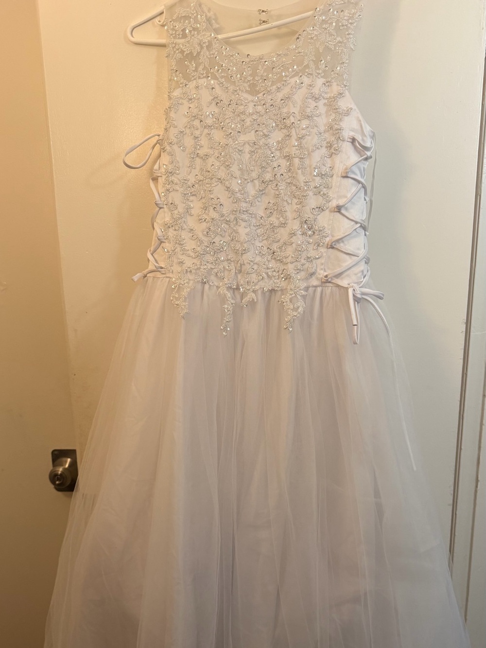 First communion/Girls White Lace-Up Tulle Dress with Beaded Bodice